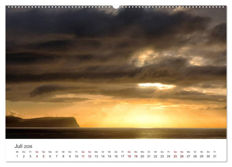 Landschaftsträume in den Westfjorden (CALVENDO Premium Wandkalender 2026)