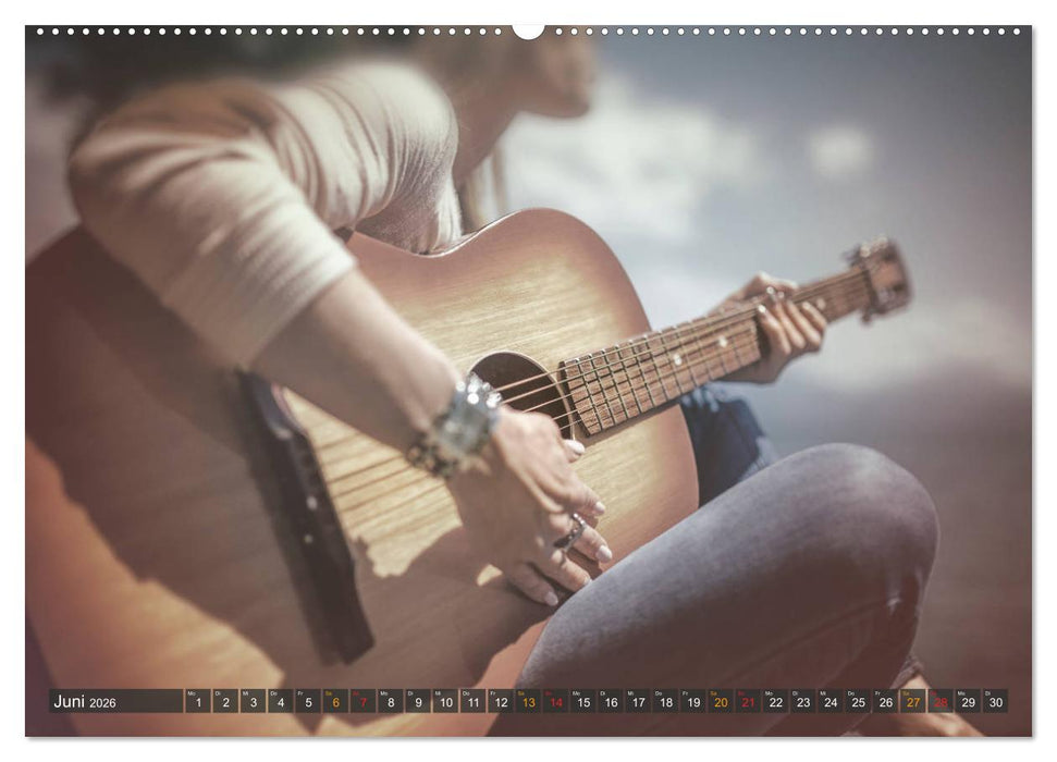 Gitarre - Freiheit Träume (CALVENDO Premium Wandkalender 2026)