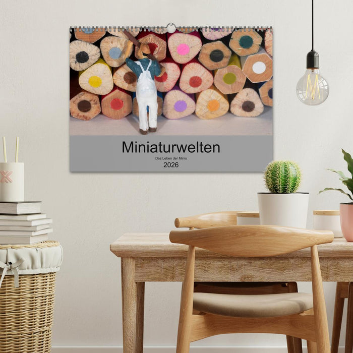 Miniaturen - Das Leben der Minis (CALVENDO Wandkalender 2026)