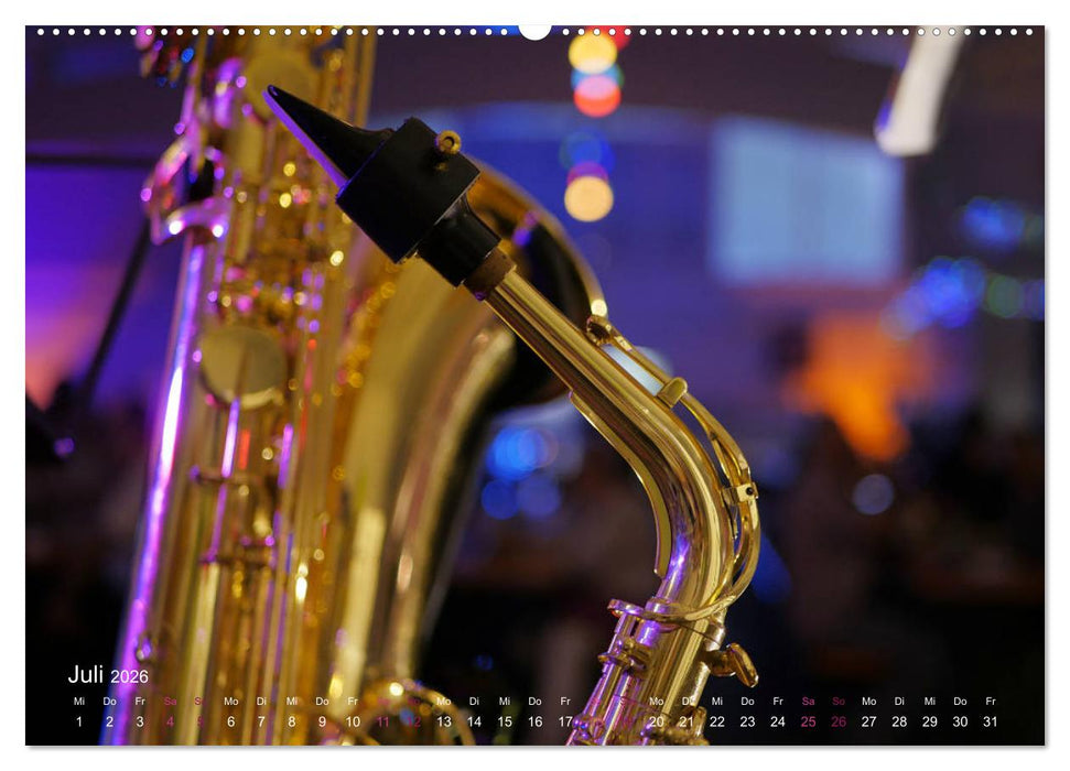 Blasinstrumente im Rampenlicht (CALVENDO Premium Wandkalender 2026)