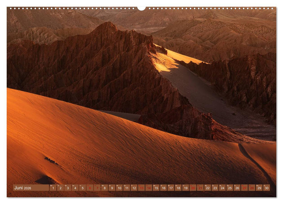 Atacama: Karge Wüste, mächtige Vulkane und farbenprächtige Lagunen (CALVENDO Premium Wandkalender 2026)