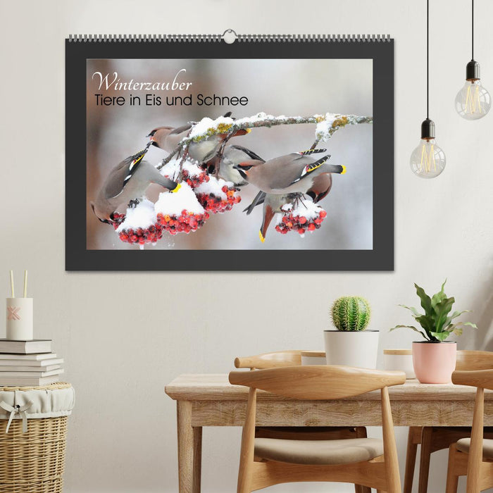 Winterzauber - Tiere in Eis und Schnee (CALVENDO Wandkalender 2026)