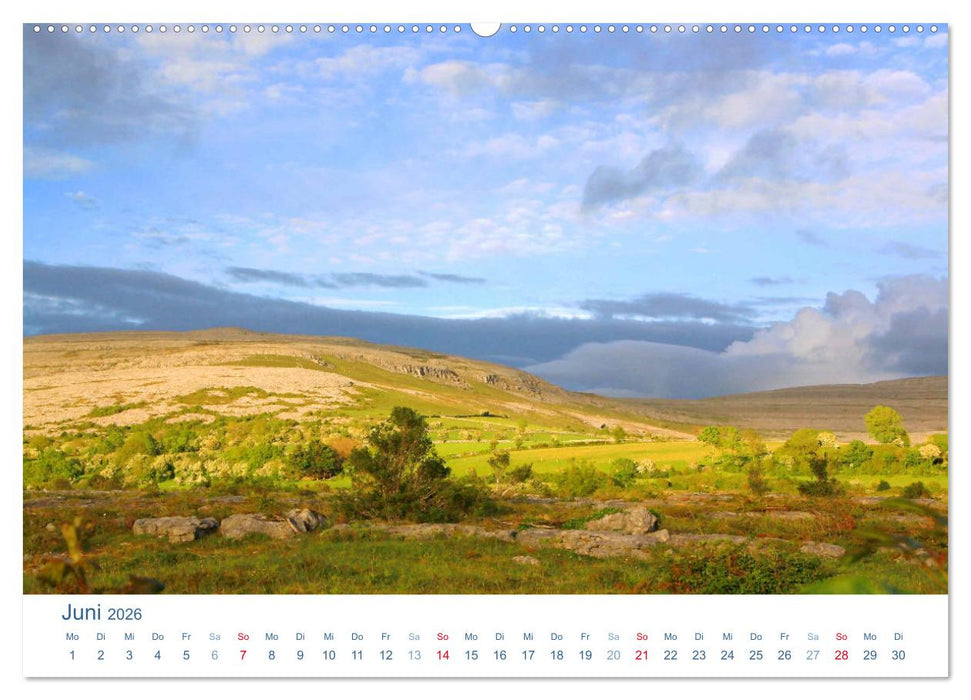 Irland 2026. Impressionen zwischen grünen Hügeln und blauen Küsten (CALVENDO Premium Wandkalender 2026)