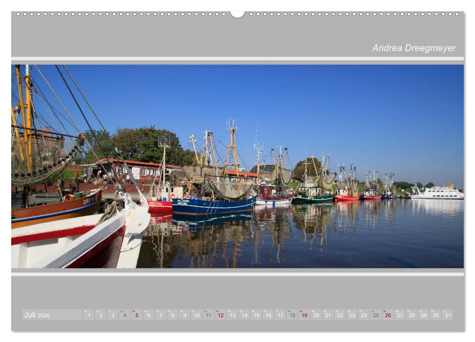 Krummhörn im Panorama-Format (CALVENDO Premium Wandkalender 2026)