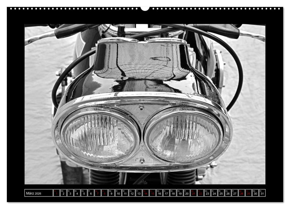 Münch Mammut TT in schwarzweiss (CALVENDO Premium Wandkalender 2026)