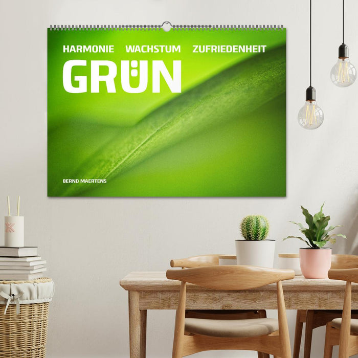 GRÜN Harmonie Wachstum Zufriedenheit (CALVENDO Wandkalender 2026)