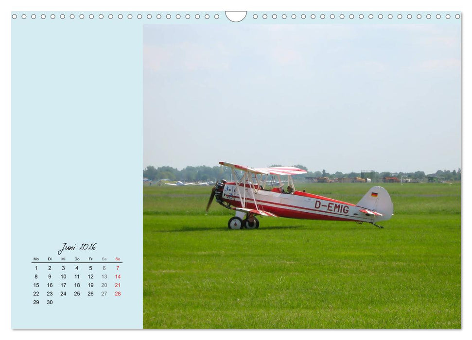 Sportliche Kunstflieger (CALVENDO Wandkalender 2026)