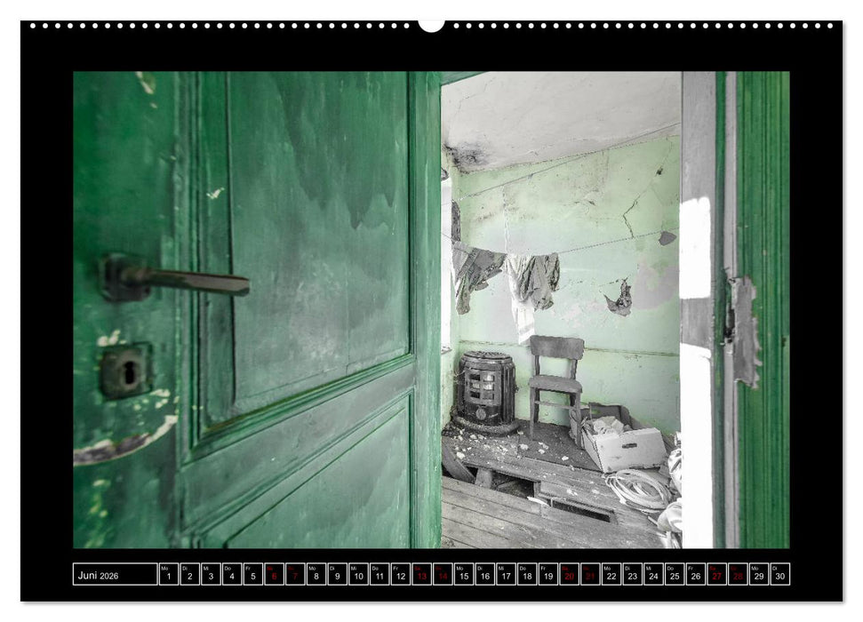 Lost Places - Farbenspiele (CALVENDO Wandkalender 2026)