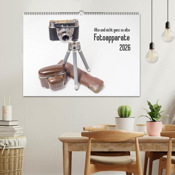 Alte und nicht ganz so alte Fotoapparate (CALVENDO Wandkalender 2026)