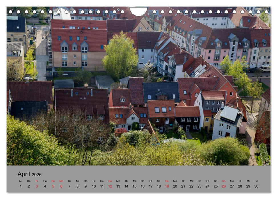 Dächer von Flensburg (CALVENDO Wandkalender 2026)