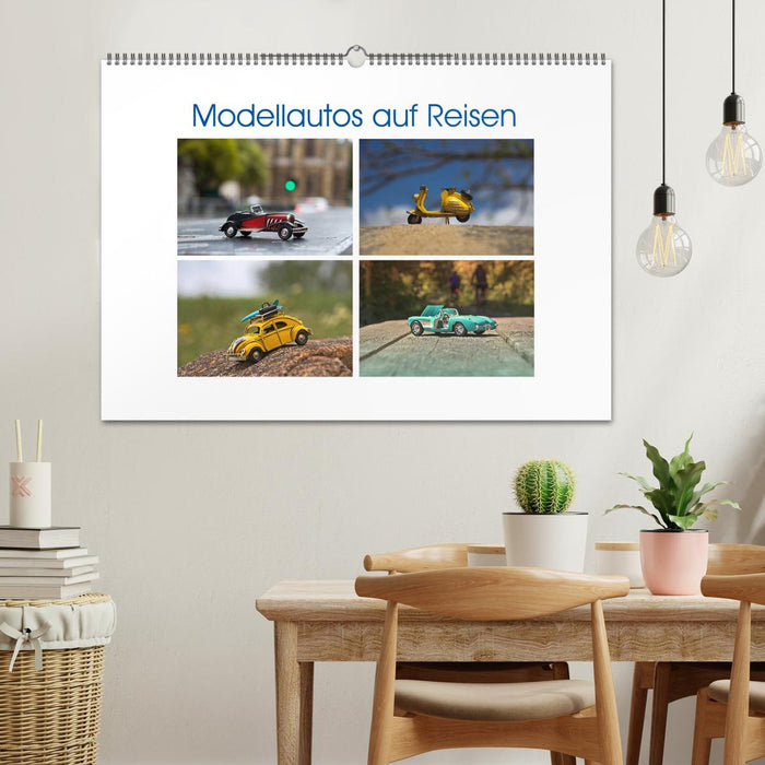 Modellautos auf Reisen (CALVENDO Wandkalender 2026)