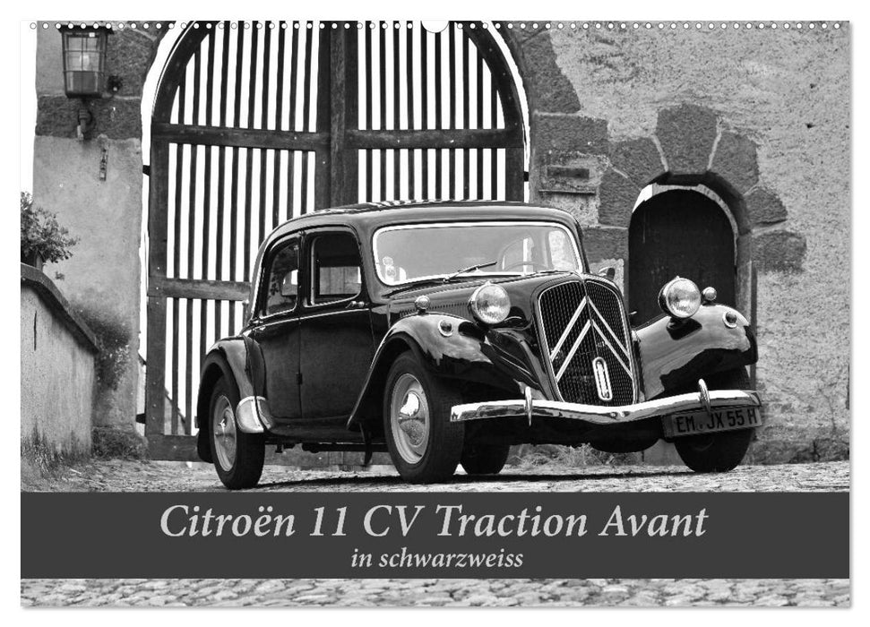 Citroën 11 CV Traction Avant in schwarzweiss (CALVENDO Wandkalender 2026)