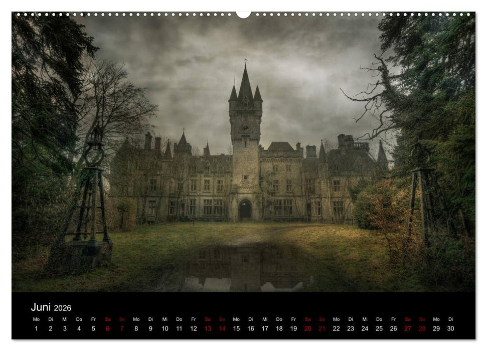Auch von außen haben Lost Places ihren Charme (CALVENDO Wandkalender 2026)