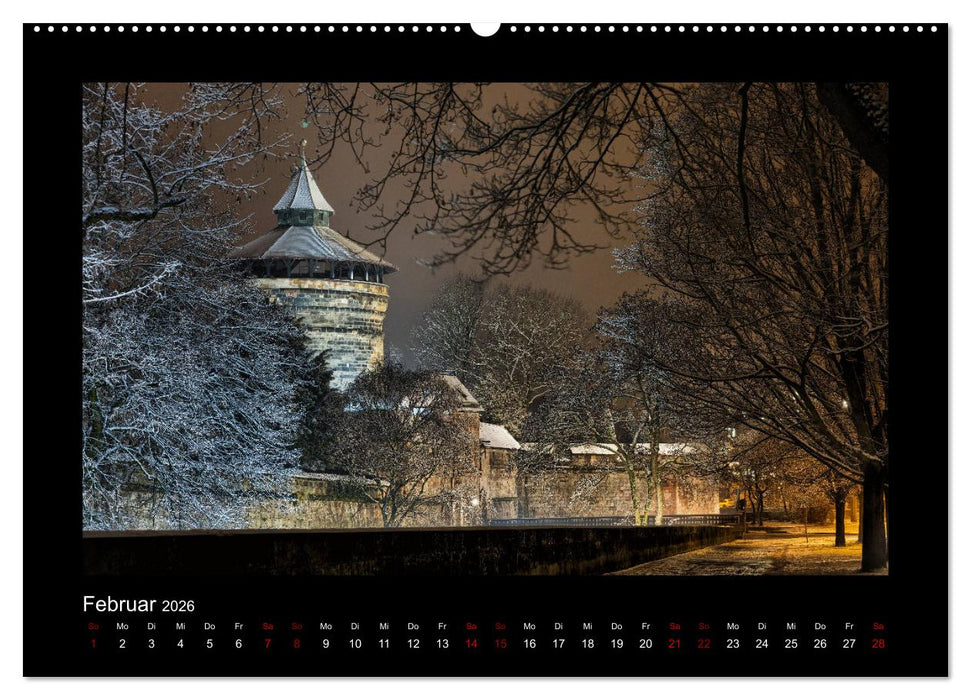 Nürnberg - Die Altstadt bei Nacht (CALVENDO Wandkalender 2026)