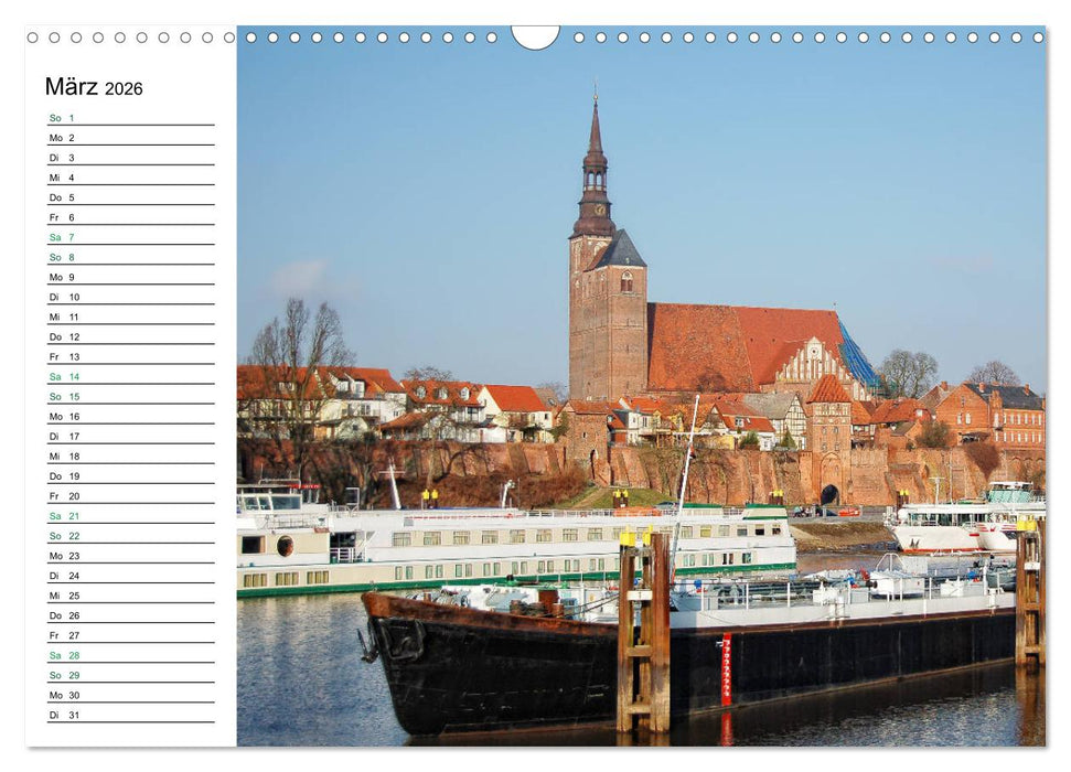 Tangermünde - Fachwerk- und Backsteinbauten-Stadt an der Elbe (CALVENDO Wandkalender 2026)