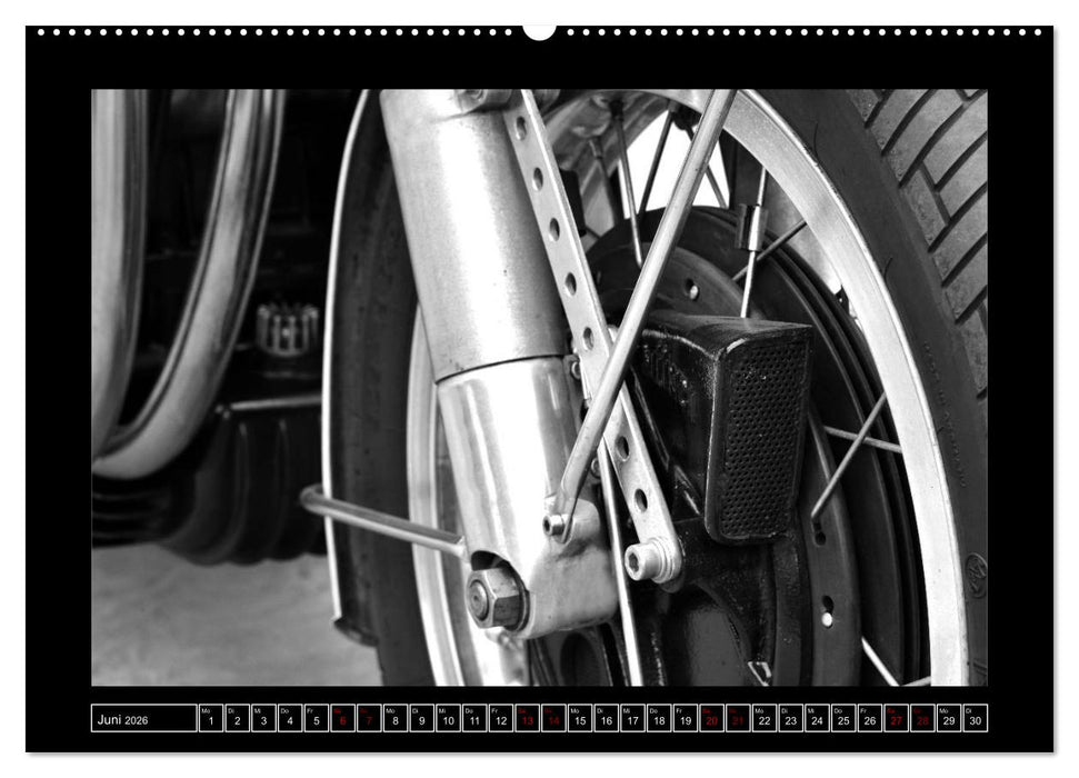 Münch Mammut TT in schwarzweiss (CALVENDO Wandkalender 2026)