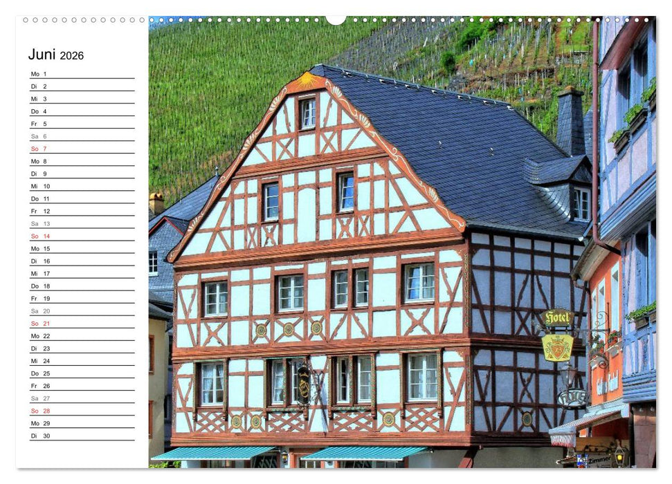 Eine Perle an der Mosel – Bernkastel-Kues (CALVENDO Wandkalender 2026)