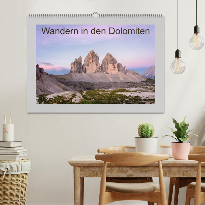 Wandern in den Dolomiten (CALVENDO Wandkalender 2026)
