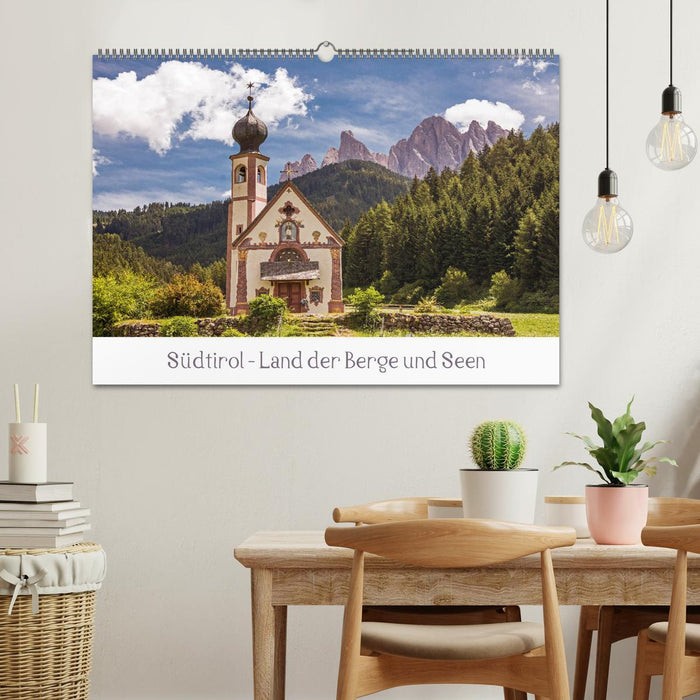 Südtirol - Land der Berge und Seen (CALVENDO Wandkalender 2026)