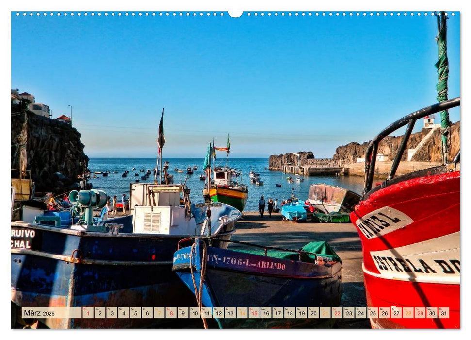 Madeira - blaues Wasser, grüne Berge, bunte Blumen (CALVENDO Premium Wandkalender 2026)