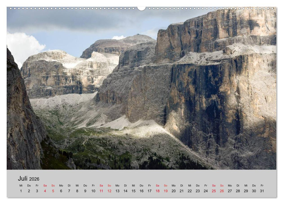 Südtiroler Bergwelten - Die monti pallidi, Idylle die fast unwirklich erscheint (CALVENDO Premium Wandkalender 2026)