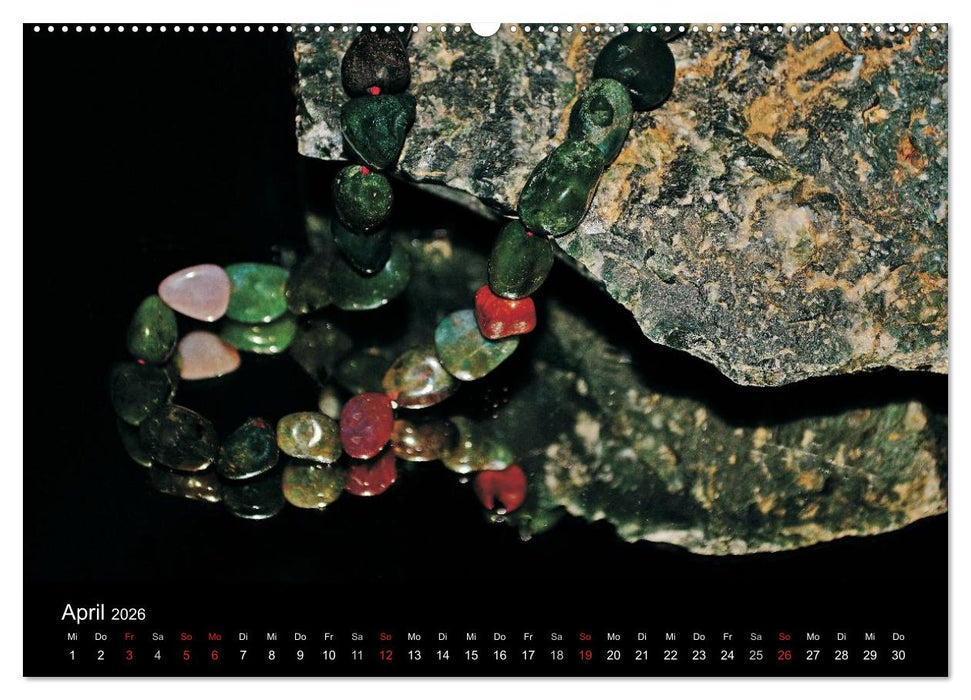Edelsteine - Ansichten von Ulrike SSK (CALVENDO Premium Wandkalender 2026)