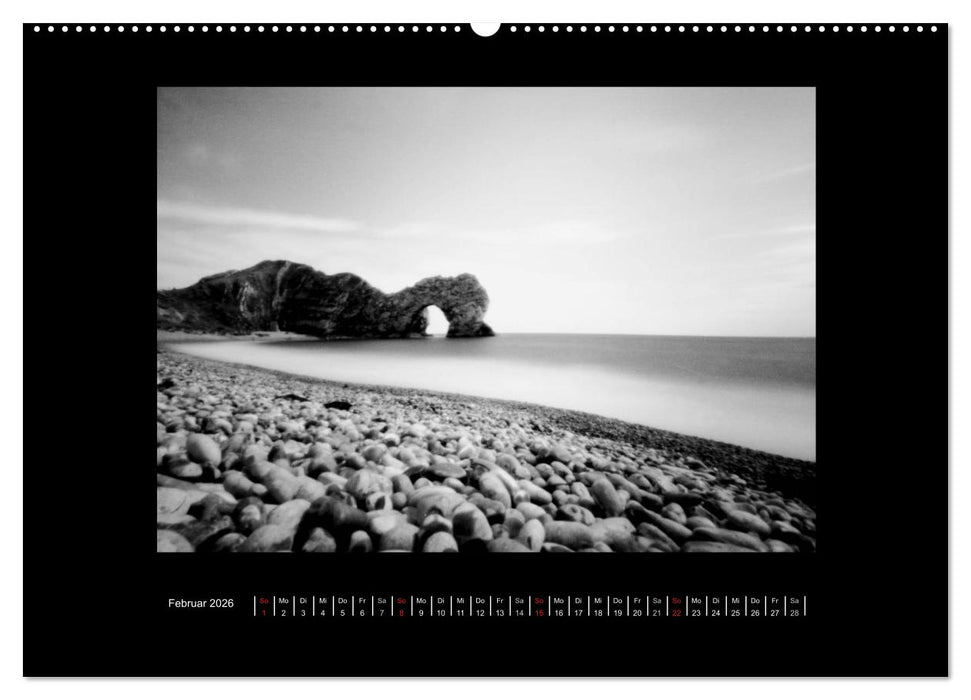 Aus der Zeit gefallen - Fotografie mit der Camera Obscura (CALVENDO Wandkalender 2026)