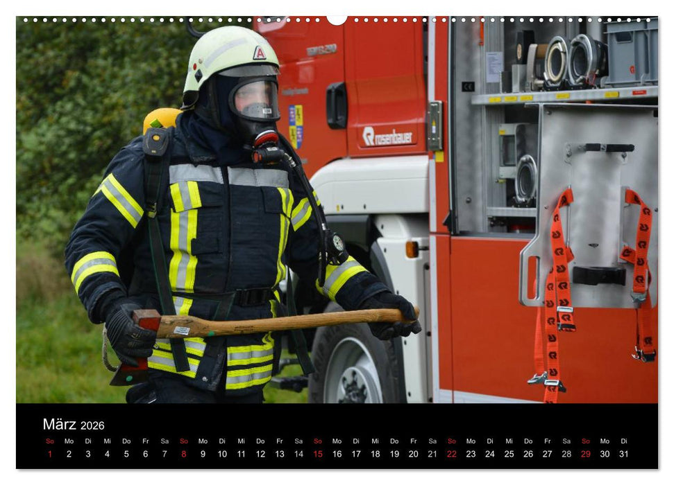 FEUERWEHR IM EINSATZ (CALVENDO Premium Wandkalender 2026)