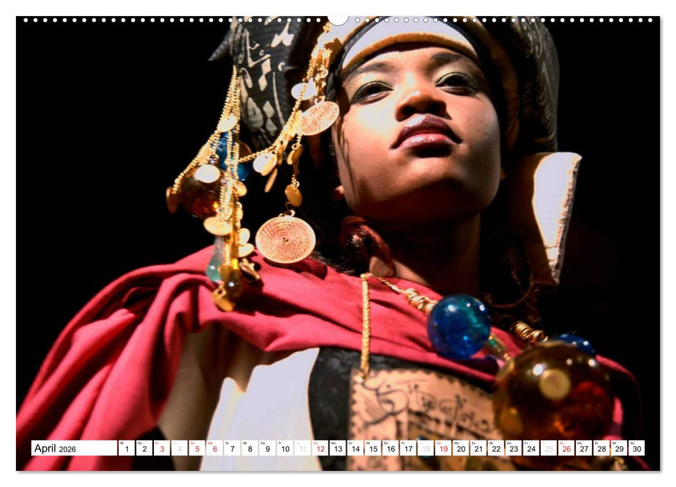 PORTRAITS - Frauen aus aller Welt (CALVENDO Premium Wandkalender 2026)