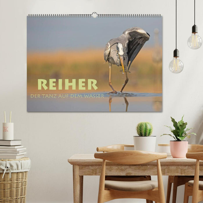 Reiher - Der Tanz auf dem Wasser (CALVENDO Wandkalender 2026)