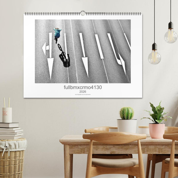 fullbmxcrmo4130 - bmx fotografie von tim korbmacher (CALVENDO Wandkalender 2026)