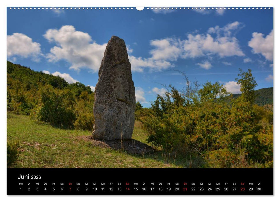Frankreichs geheimnisvoller Süden - Dolmen und Menhire im Languedoc-Roussillon (CALVENDO Premium Wandkalender 2026)