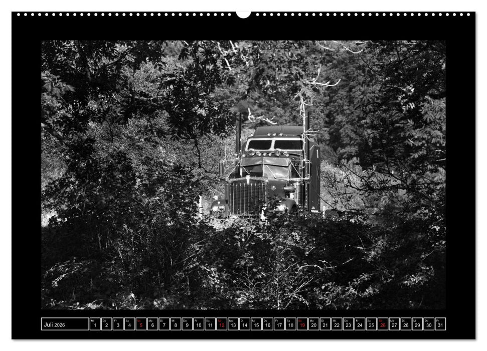 Kenworth W900A EXTHD - in schwarzweiß (CALVENDO Premium Wandkalender 2026)