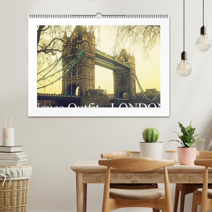 Neues Outfit - LONDON (CALVENDO Wandkalender 2026)