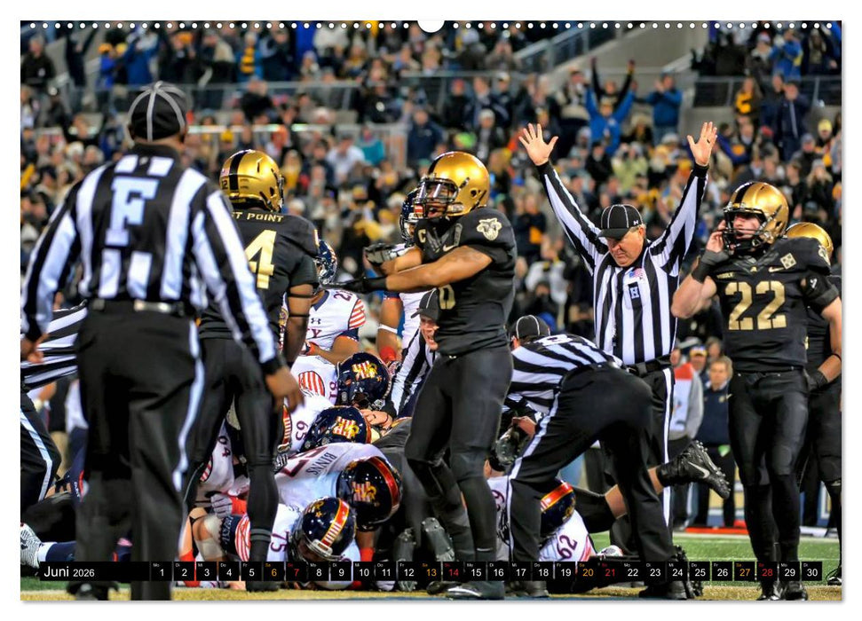 Kraft und Taktik - American Football (CALVENDO Premium Wandkalender 2026)