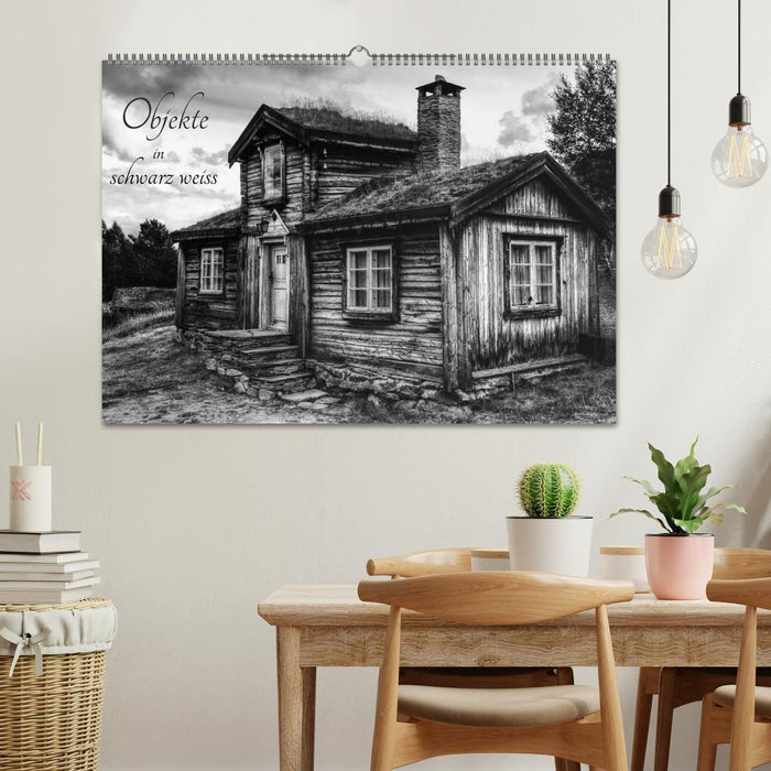 Objekte in schwarz weiss (CALVENDO Wandkalender 2026)