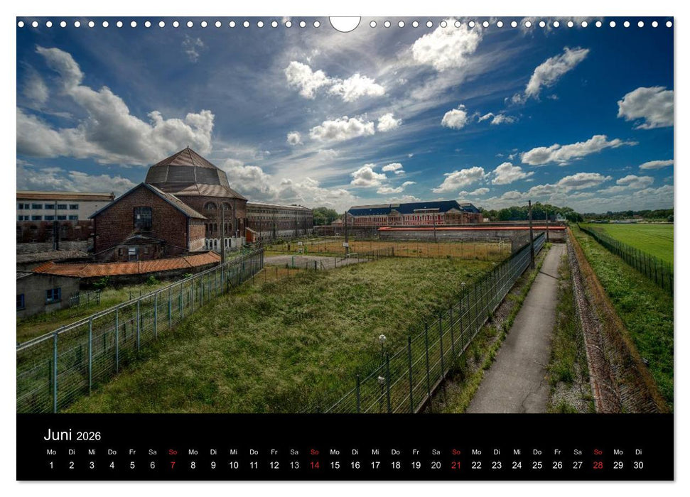 Lost Places - Auch der Verfall hat seinen Charme (CALVENDO Wandkalender 2026)