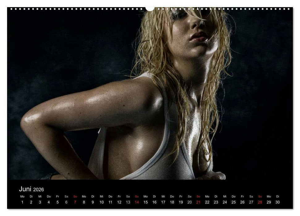 DIRTY GIRLS Frauen in Wasser und Öl (CALVENDO Premium Wandkalender 2026)