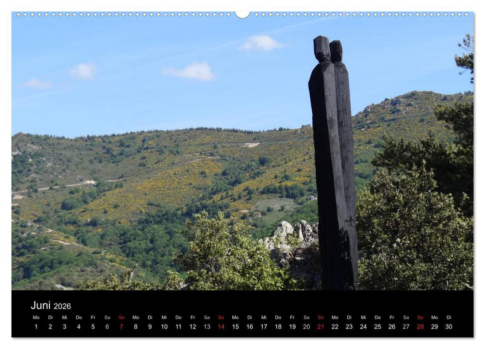 Ardèche · Wandergebirge und Kajakschluchten in Südfrankreich (CALVENDO Wandkalender 2026)