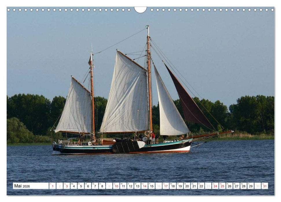 Schiffe - Zwischen Hamburg und Wedel (CALVENDO Wandkalender 2026)