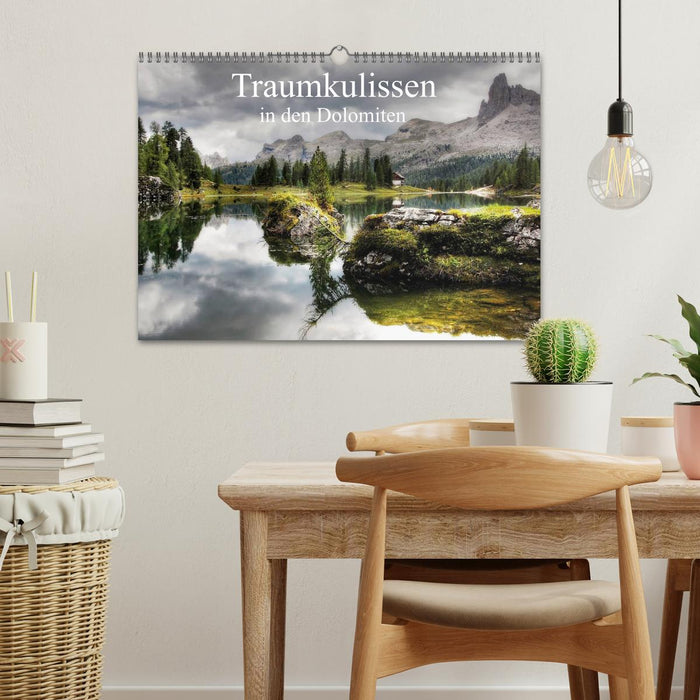 Traumkulissen in den Dolomiten (CALVENDO Wandkalender 2026)