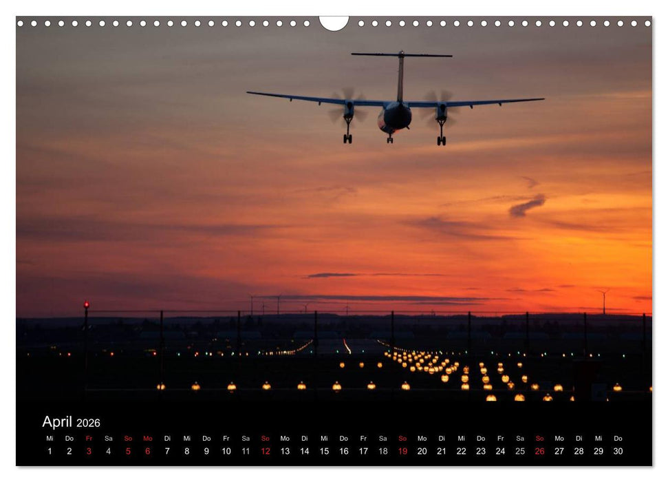 Flugzeuge im Sonnenuntergang (CALVENDO Wandkalender 2026)