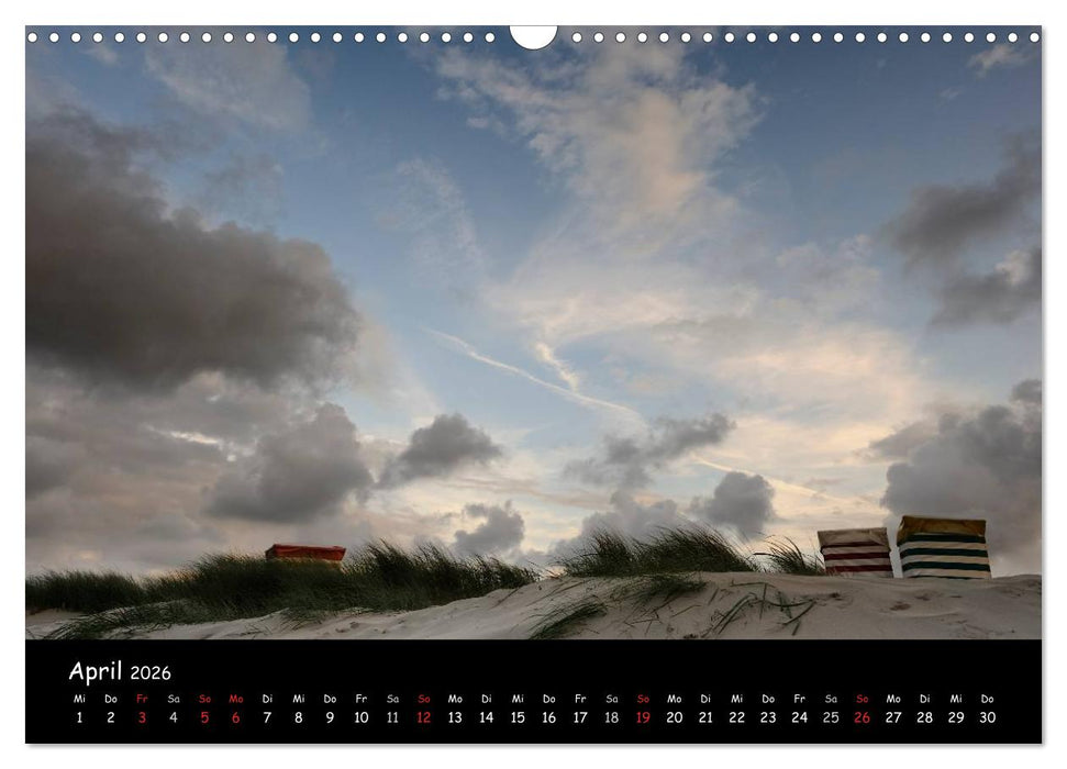 Strandimpressionen von der Nordsee (CALVENDO Wandkalender 2026)
