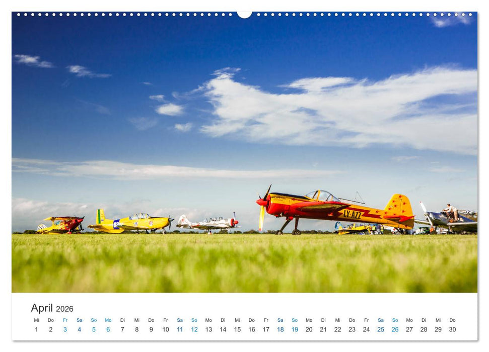 AVIATION CLASSICS seen by custompix.de (CALVENDO Wandkalender 2026)