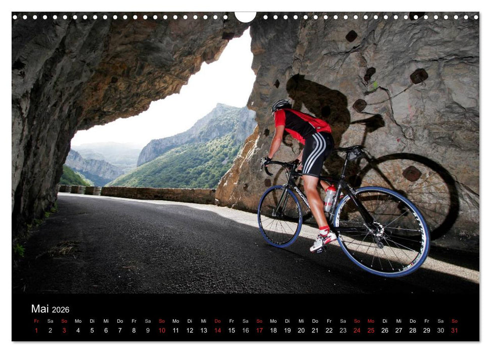 Alpenpässe auf dem Rennrad "Himmlische Serpentinen" (CALVENDO Wandkalender 2026)