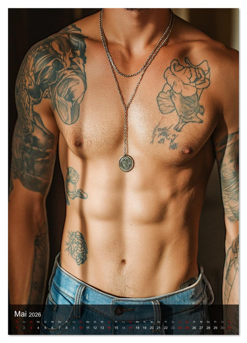 NACKTE HAUT - Tätowierte Männlichkeit (CALVENDO Premium Wandkalender 2026)