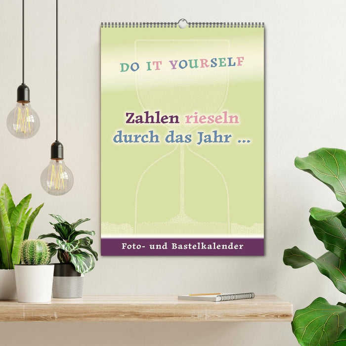 Zahlen rieseln durch das Jahr ... (CALVENDO Wandkalender 2026)
