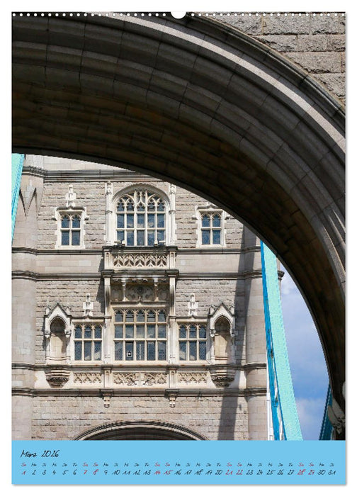 Englands Türme (CALVENDO Premium Wandkalender 2026)