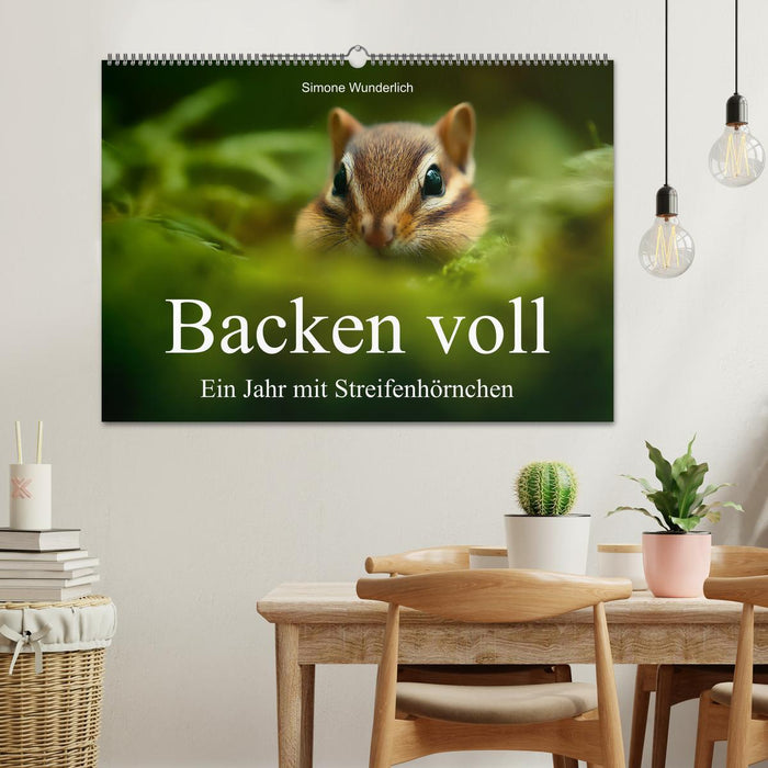 Backen voll - Ein Jahr mit Streifenhörnchen (CALVENDO Wandkalender 2026)
