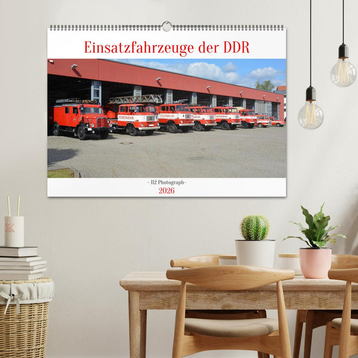 Einsatzfahrzeuge der DDR (CALVENDO Wandkalender 2026)